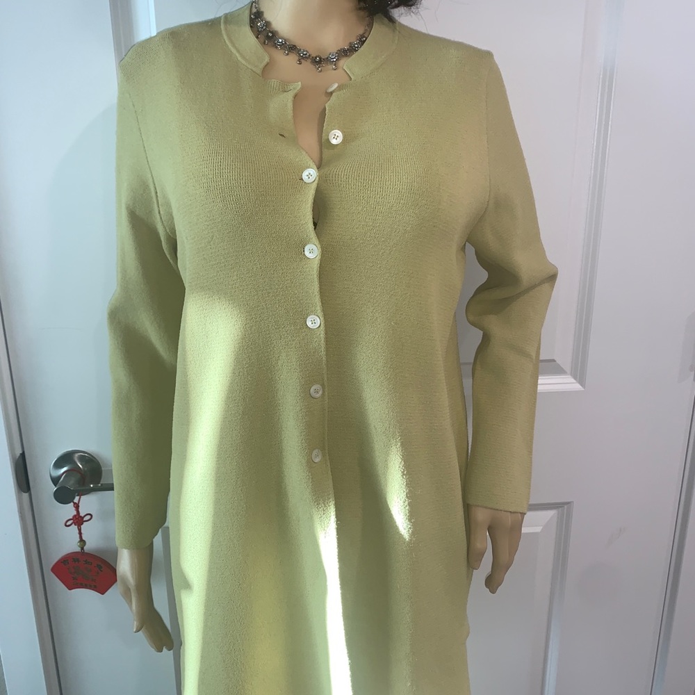 MARGARET O’LEARY PEA GREEN SWEATER-COSTLY  in England